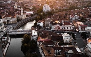 Medve-barlang – Nagyvárad
IGÉNYELHETŐ IDŐPONTOKRÓL ÉS
AKTUÁLIS ÁRAINKRÓL
ÉRDEKLŐDJÖN ELÉRHETŐSÉGEINK VALAMELYIKÉN
&nbsp;
